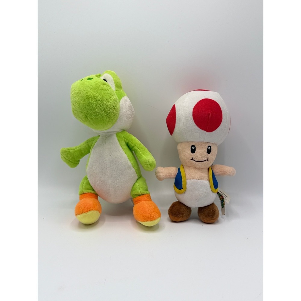 Nintendo Super Mario Yoshi & Toad Plush Bundle Pre-owned AS IS